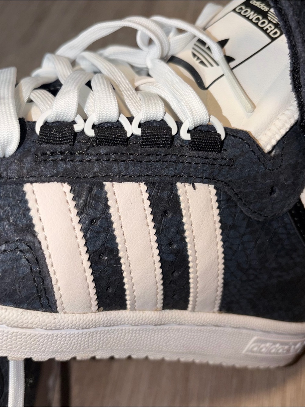 Adidas Concord Men’s High-Top Sneakers in Navy, Black, and White size 8 - Picture 13 of 13